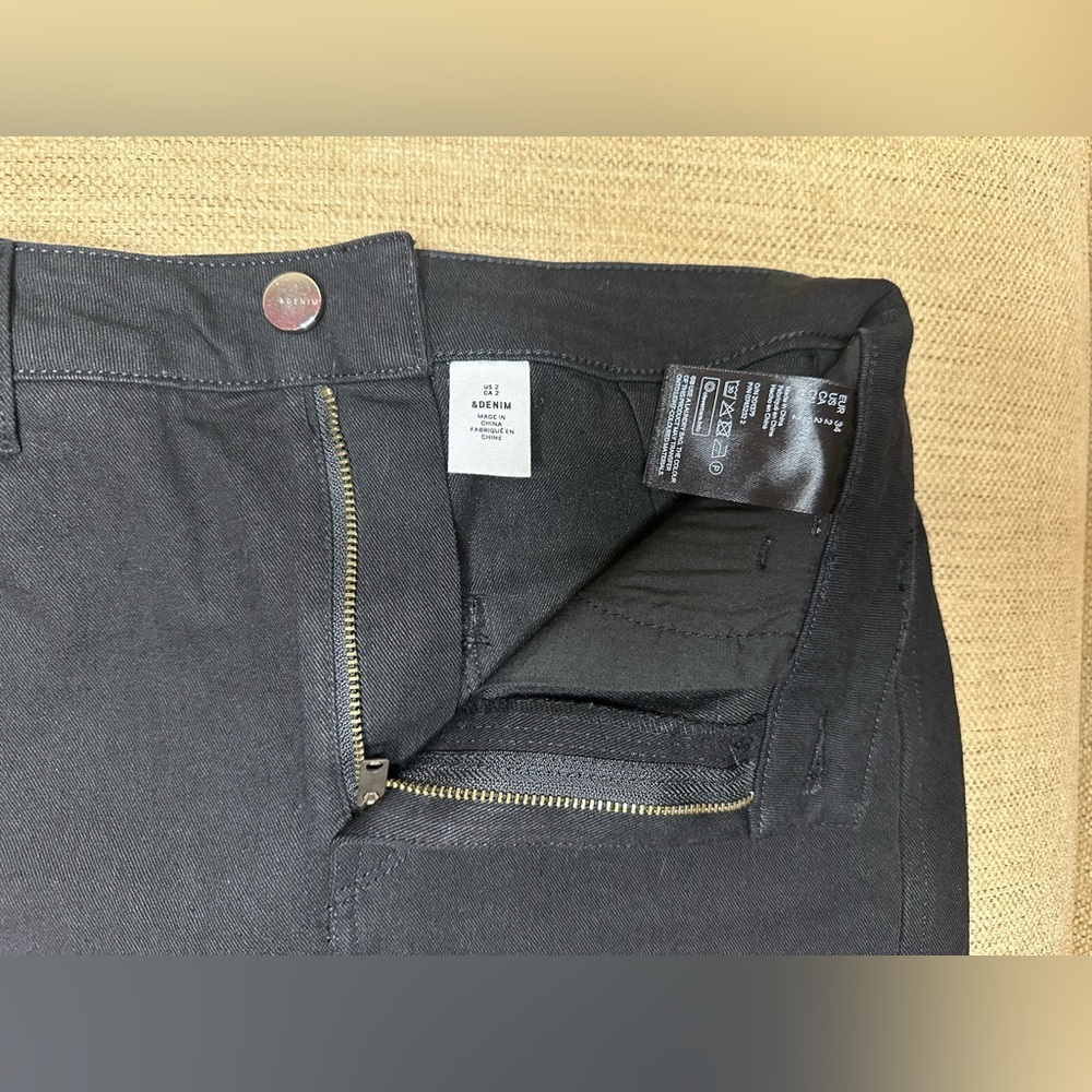 H & M & Denim Jet Black Jean Pencil Skirt - Picture 6 of 6